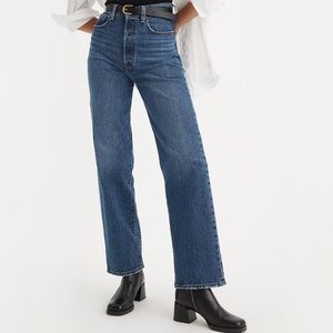 LEVI’S RIBCAGE STRAIGHT ANKLE WOMEN'S JEANS